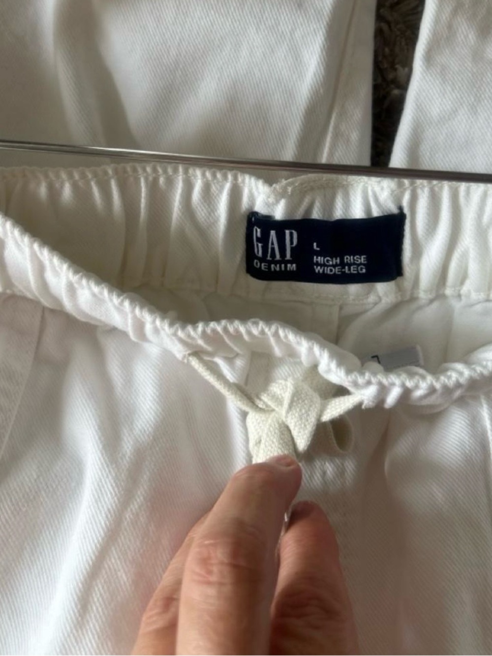 NWT White Gap High-waisted Wide Leg Pull-on
Cargo Denim Pants Drawstring Large - Picture 4 of 8